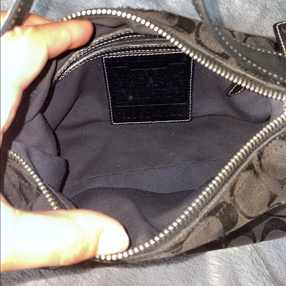 Authentic Coach Handbag - Picture 9 of 13